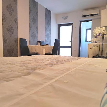 Apartment Mladenka Visnjik Zadar Bagian luar foto