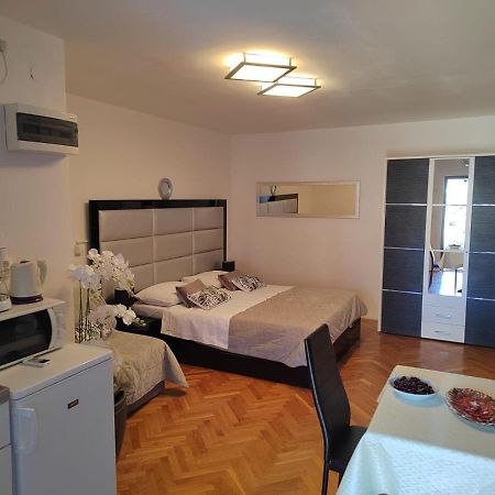 Apartment Mladenka Visnjik Zadar Bagian luar foto