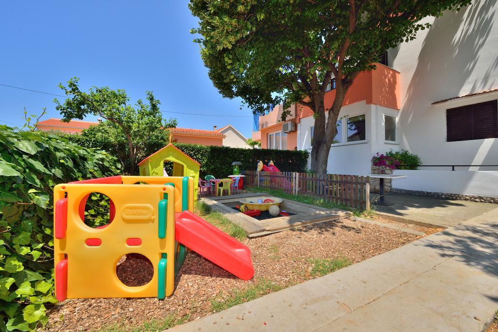 Apartment Mladenka Visnjik Zadar Bagian luar foto