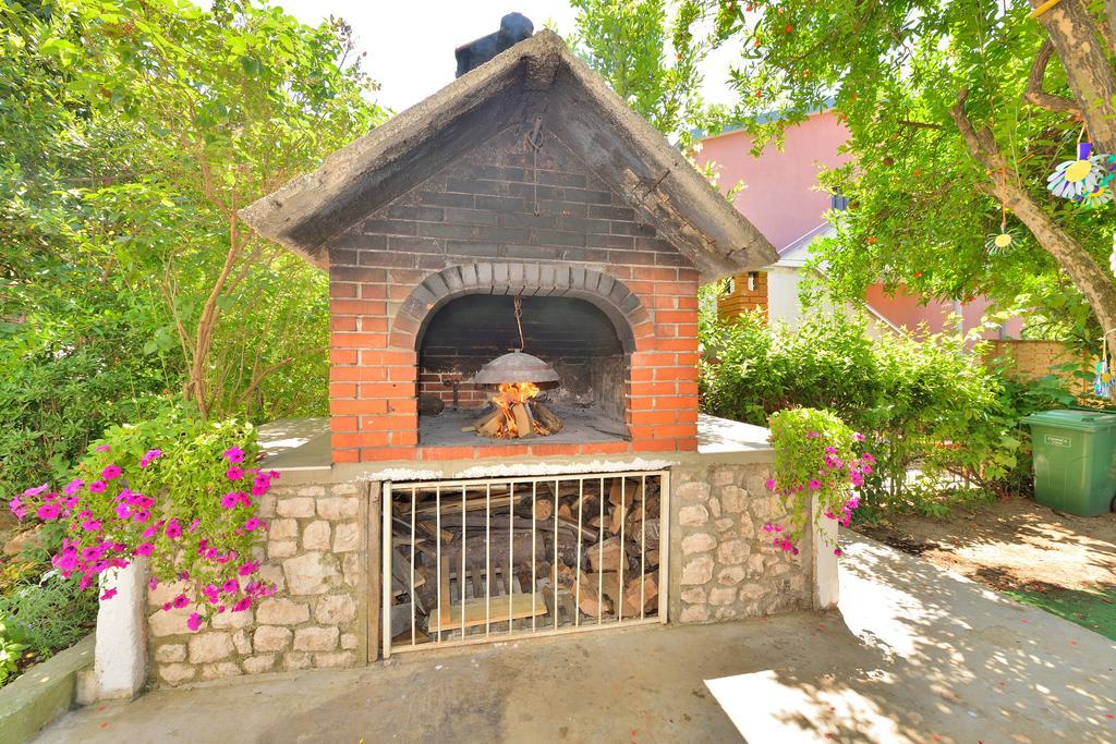 Apartment Mladenka Visnjik Zadar Bagian luar foto