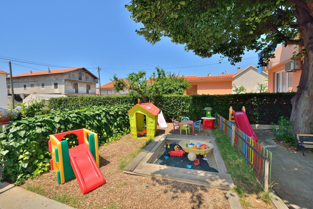 Apartment Mladenka Visnjik Zadar Bagian luar foto