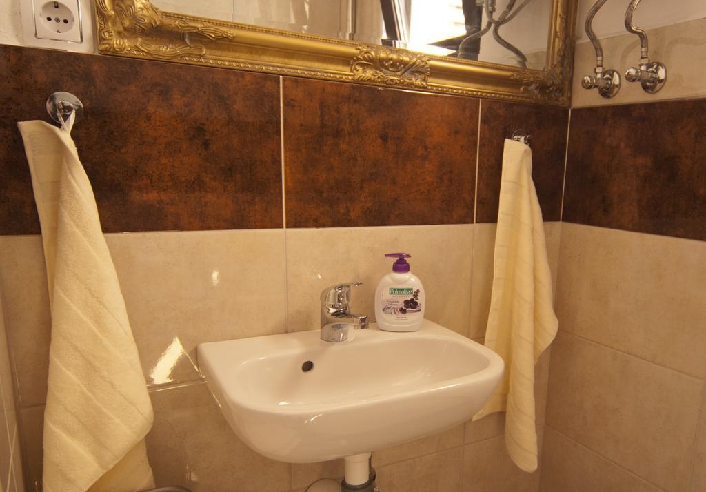 Apartment Mladenka Visnjik Zadar Bagian luar foto