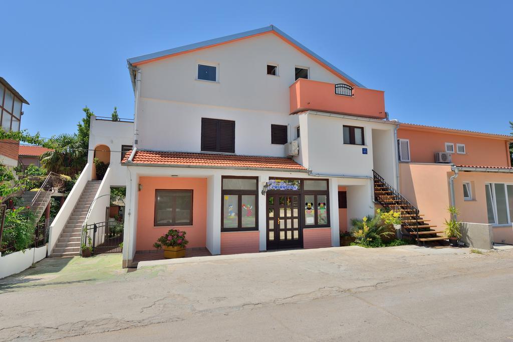 Apartment Mladenka Visnjik Zadar Bagian luar foto
