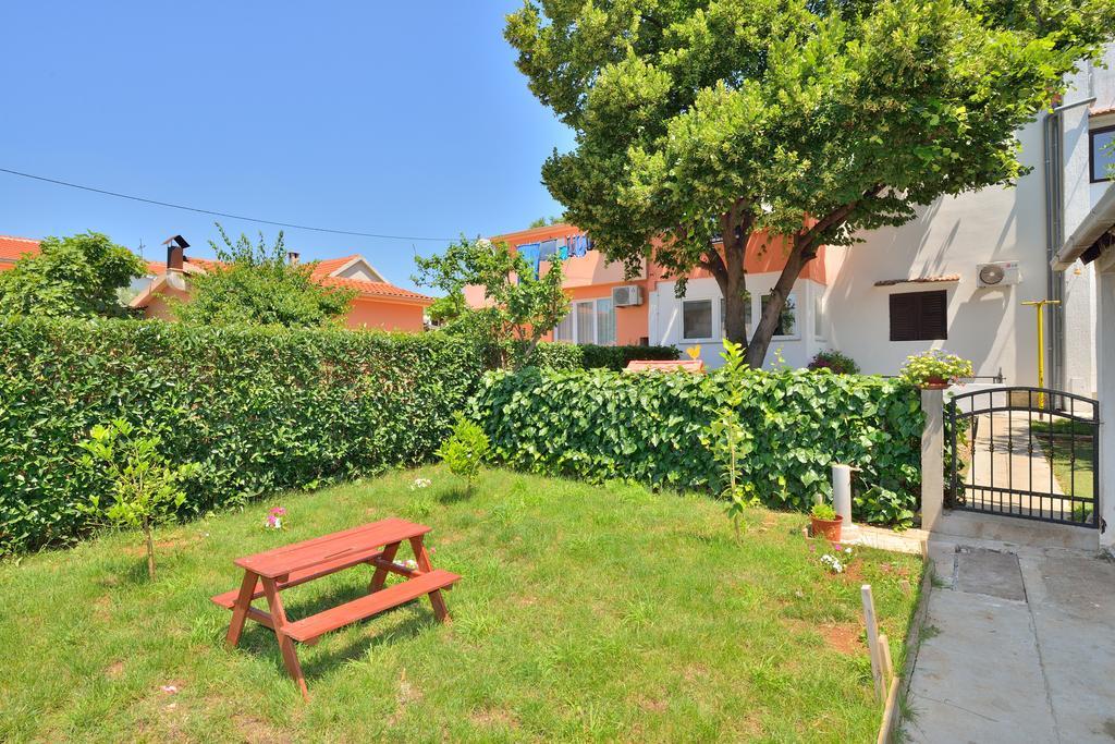 Apartment Mladenka Visnjik Zadar Bagian luar foto